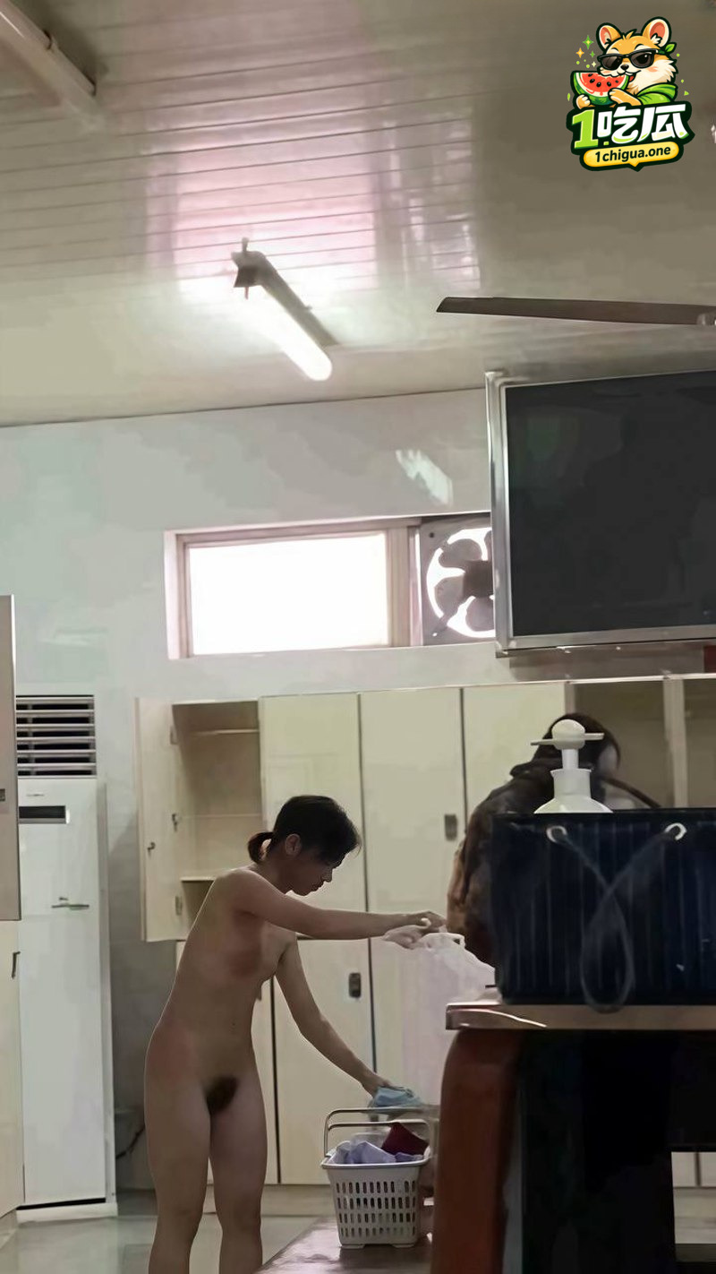 更有局部细节偷拍