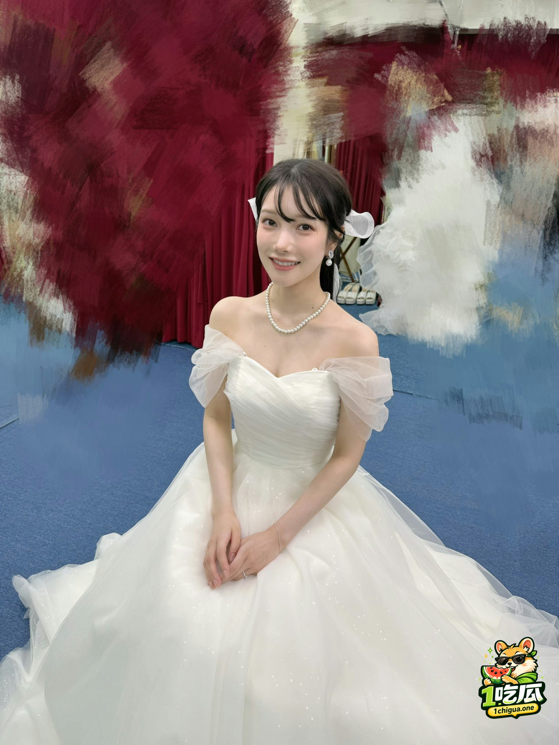 日本人妻 发文吐槽租来的婚纱被 三上悠亚 穿过 反被网友扒出早期FC2无码作品