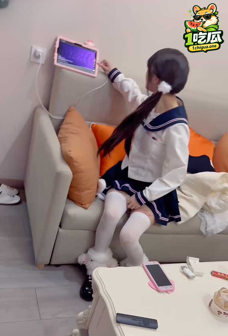 萝莉学院新作 两连发狠操JK白虎妹 舔奶吸屌花式猛干 脸穴同框极致反差