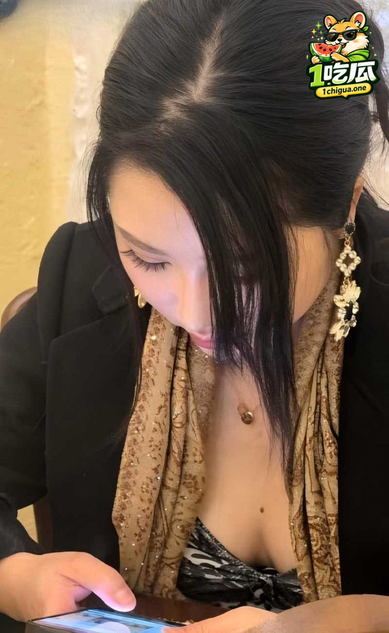 河北秦皇岛昌黎创业园 云启科技 赵齐洲 办公室偷情员工韦晓晚 04年母狗上位之路被扒